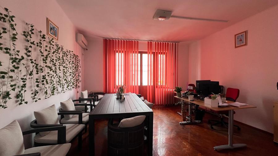 Vilă de Prestigiul în Inima Cartierului Cotroceni – Strada Clunet - 3