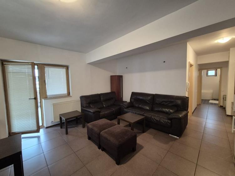 Apartament 3 camere Central - zona Sfanta Vineri, etaj 2, terasa - 2
