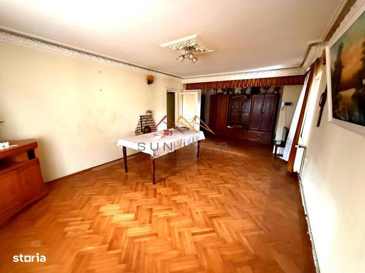 Vila 7 camere, an 1984, garaj, terasa, teren 604 m2, Poiana Campina,PH - 3