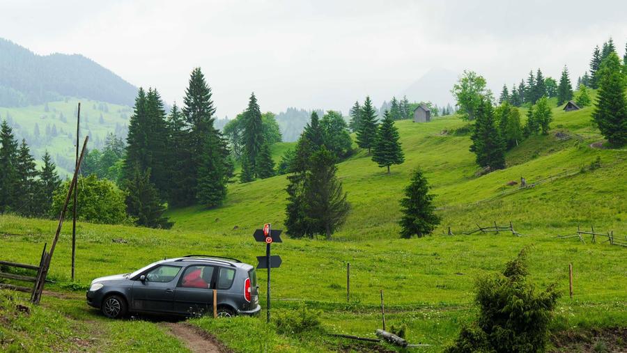 Unicat! 17 Ha Hectare teren intravilan + extravilan in Fundu Moldovei - 1