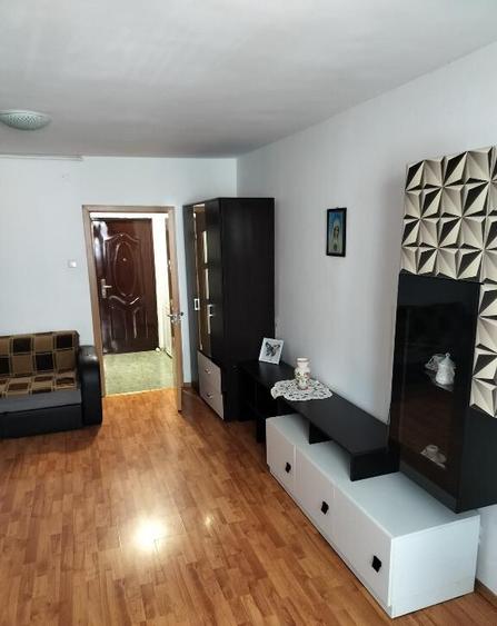 Garsoniera decomandat - zona Noua. - 3