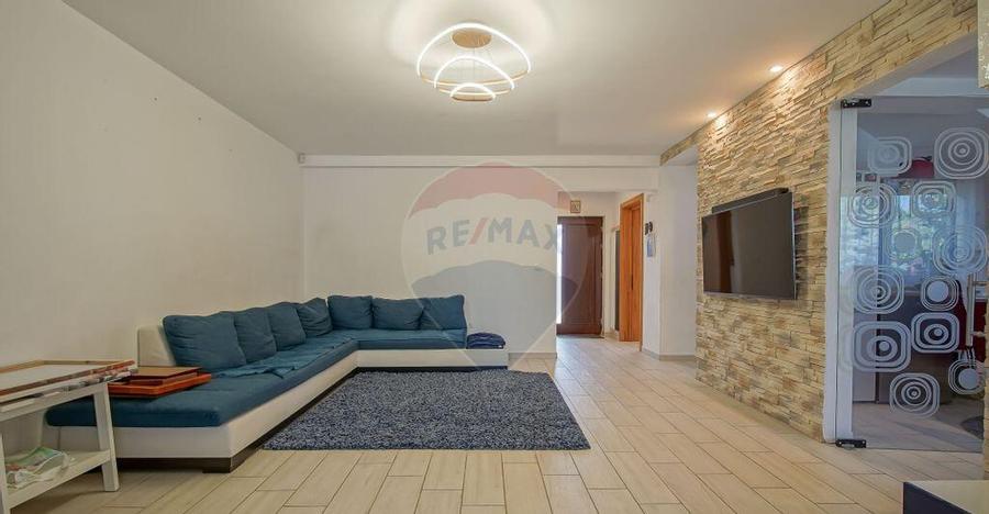 Casa Premium cu Design Elegant ?i Intimitate, in Carti... - 16