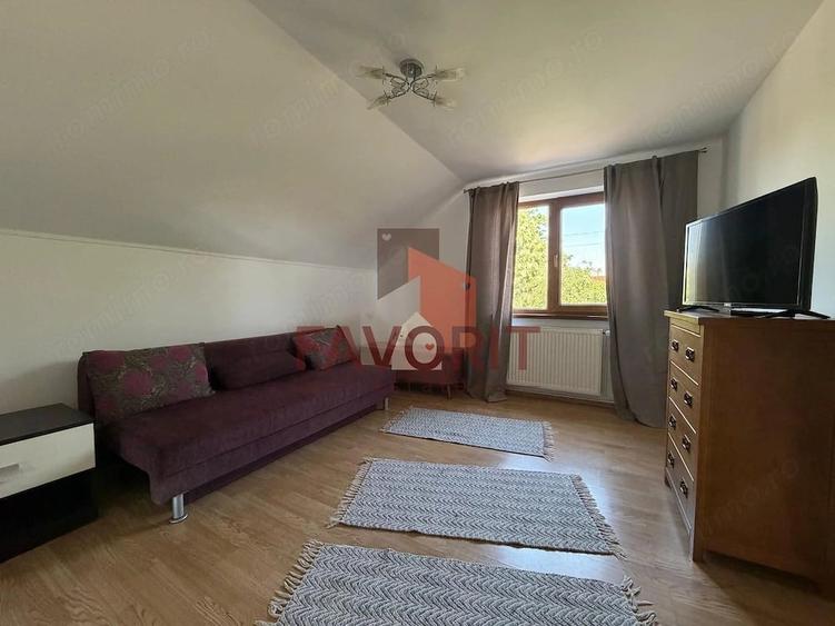 Casă cu 4 camere cu Teren 400 Mp în Sânmihaiu Român