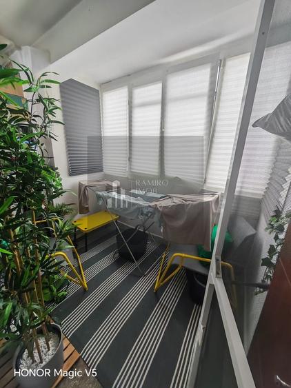 Apartament 3 camere decomandat An 1982 Anvelopat Etaj 1 Titan - 4