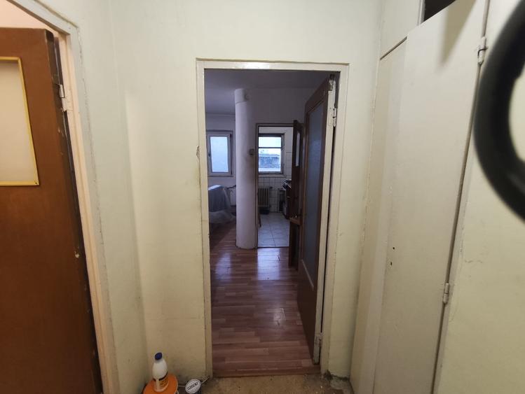 Garsonieră ideală pentru investiție, zona Gorjului- Moinesti, 200 m de metrou ! - 1