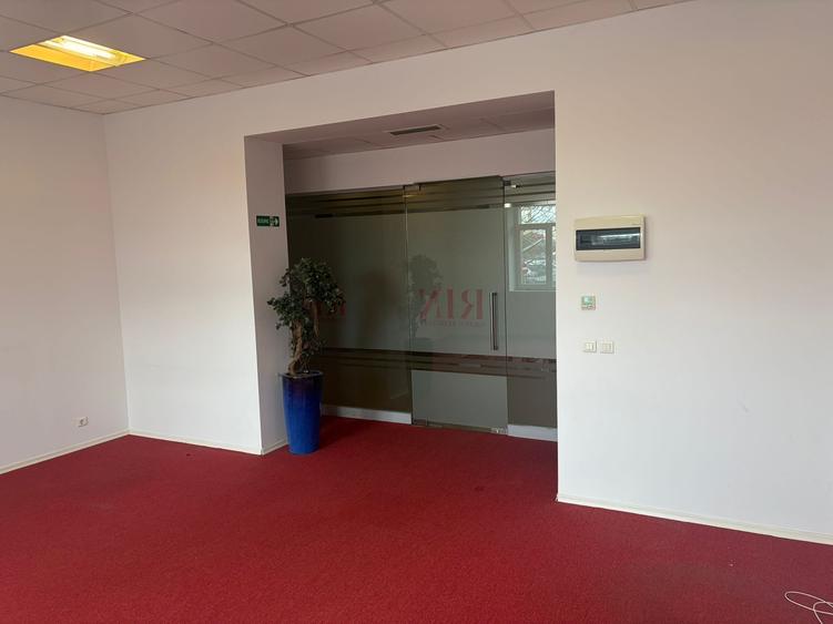 Spațiu comercial de închiriat | Trafic rezidențial ridicat - 9