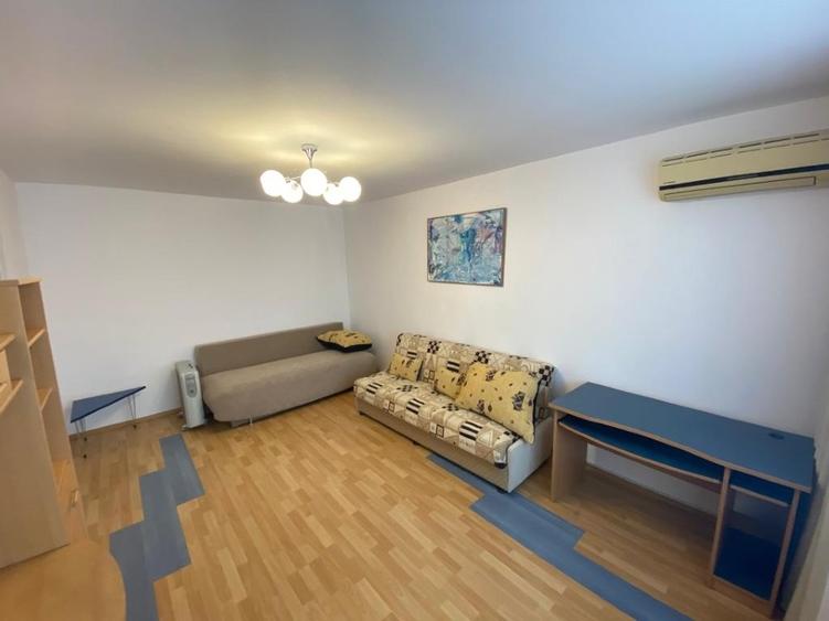 Inchiriere garsoniera zona centrala - 50m de metrou - 9