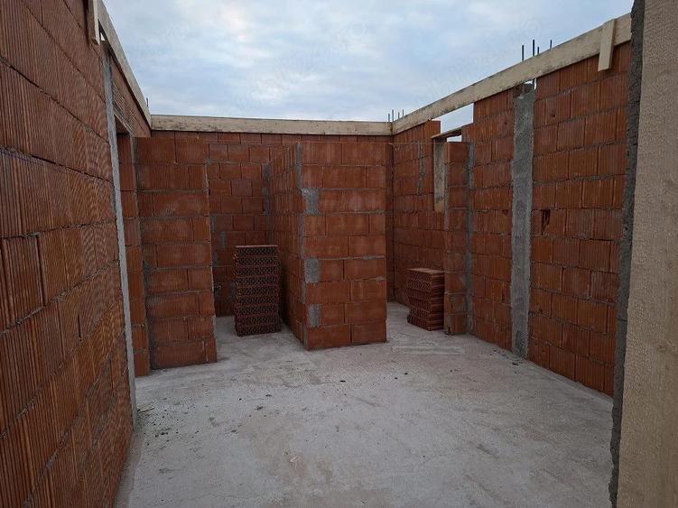 Persoana fizica de vanzare casa noua in santandrei Oradea jud.Bihor - 2