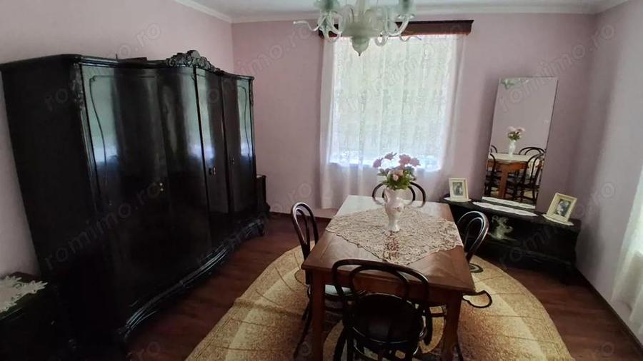 Casa cu teren generos de vanzare in Poiana Campina - 3
