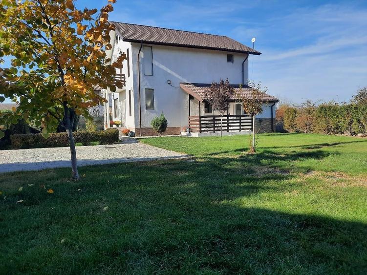 FARA COMISION in Bacu aproape asfalt casa gata mobilata cu 4 camere P+1+pod 560m - 7