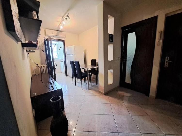 PROPRIETAR, Sarari, Apartament 2 camere, decomandat, et.3 4, - 9