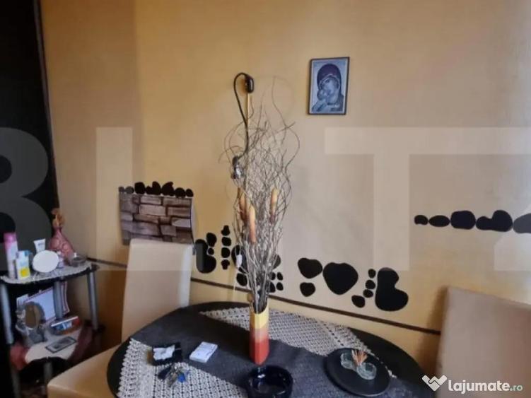 Garsoniera, 27 mp , zona M17 - 15