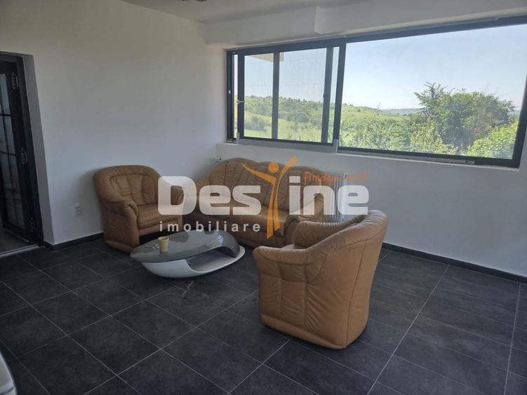 Casă cu 5 camere cu Teren 1500 Mp în Rediu