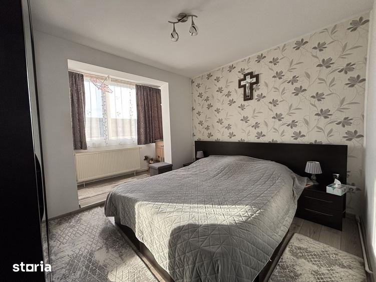 Apartament cu 3 camere decomandat în Tudor