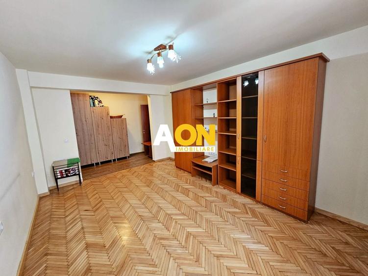 Apartament cu 3 camere decomandat, mobilat în Ampoi 1