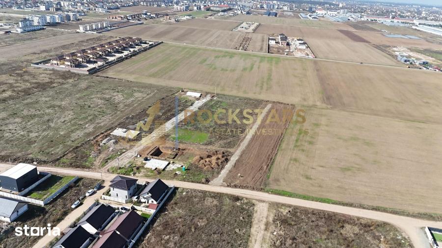 Teren de 370 mp, în Dobroești