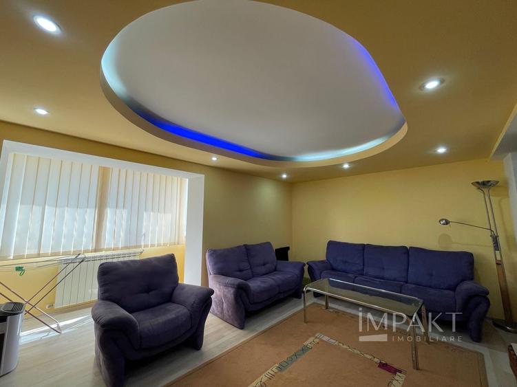 Apartament cu 3 camere semidecomandat, mobilat în Plopilor