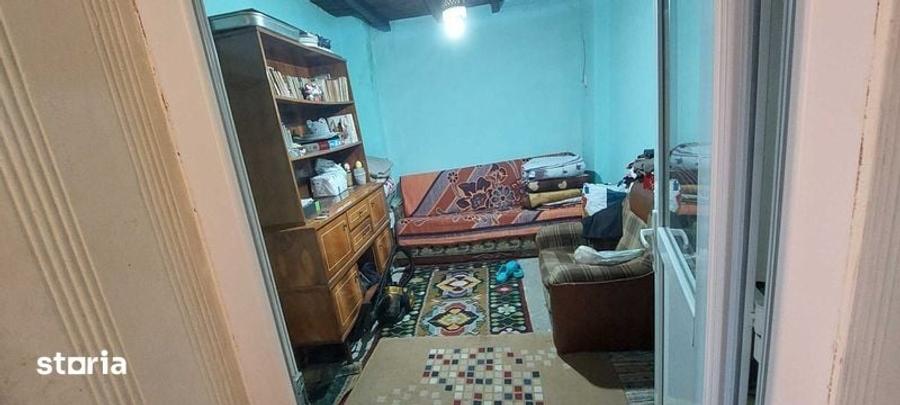 Casă cu 3 camere cu Teren 85 Mp în Comana