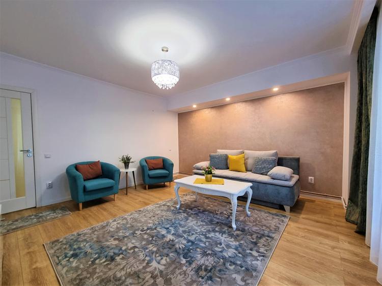 Apartament cu 3 camere decomandat, mobilat în Gheorgheni