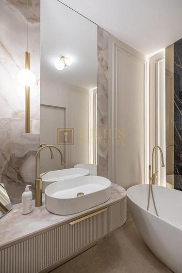Apartament cu 3 camere decomandat, mobilat în Aradului
