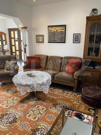 Casă individuală cu 6 camere cu Teren 1905 Mp în Stejeriș