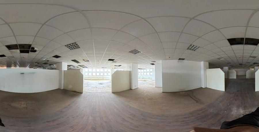 Spațiu comercial, de 1,481.5 mp, în Central