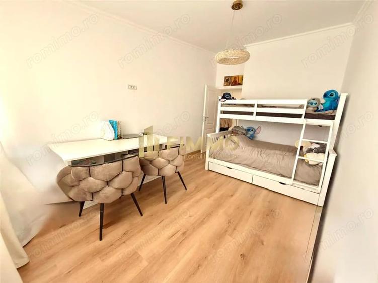 Apartament cu 3 camere în Ipotești