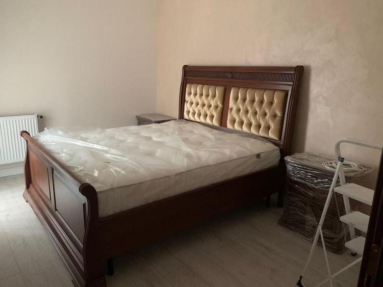 Apartament cu 3 camere decomandat în Exterior Vest