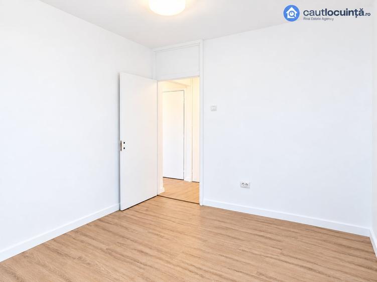 Apartament cu 3 camere decomandat în Dristor