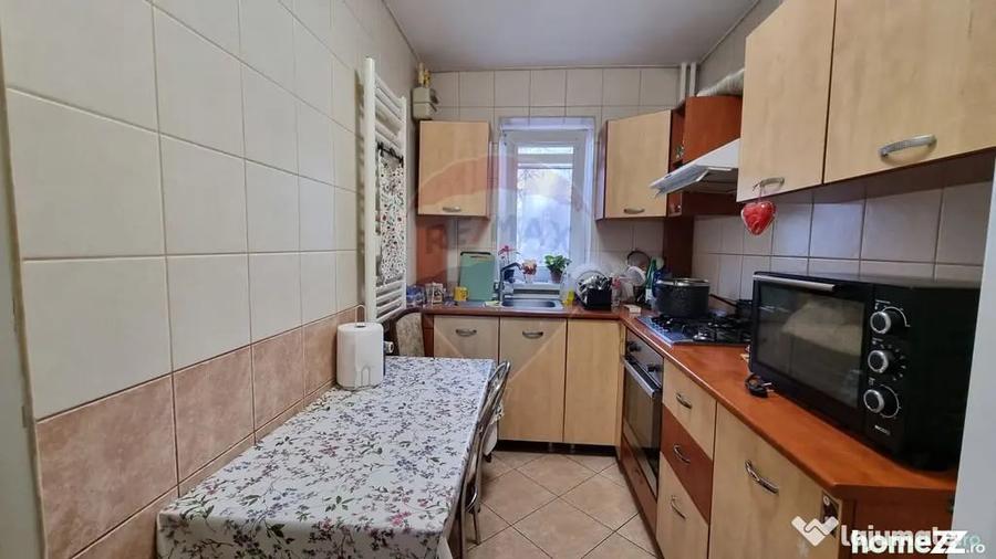 Apartament cu 2 camere semidecomandat în Timișoara