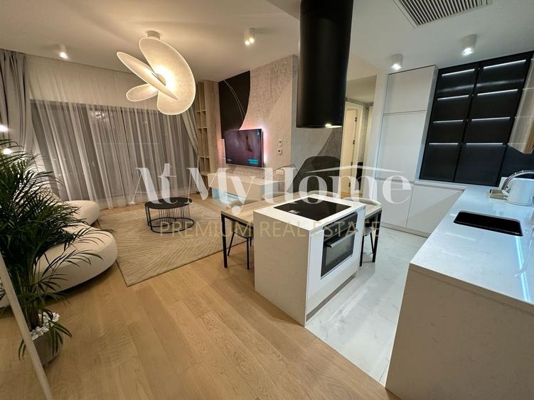Apartament cu 3 camere decomandat, mobilat în Barbu Văcărescu
