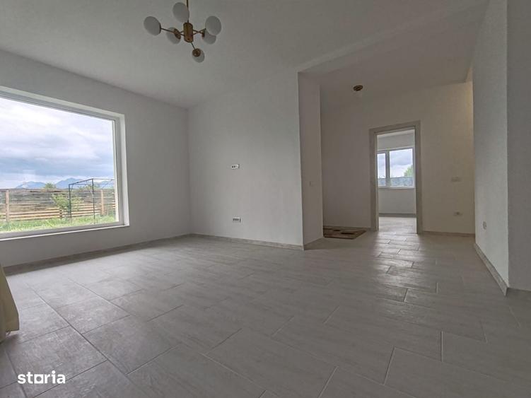 Casă cu 3 camere în Sânpetru