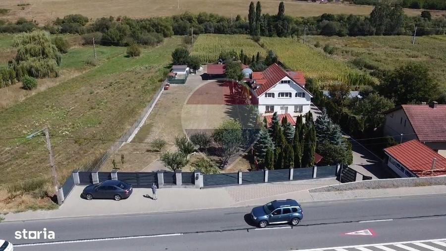 Spațiu comercial, în Vâlcele
