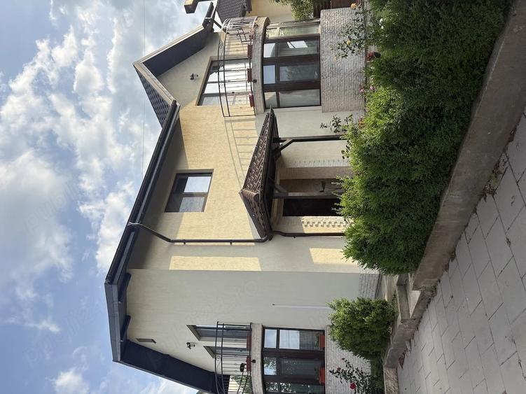 Casă cu Teren 500 Mp în Central