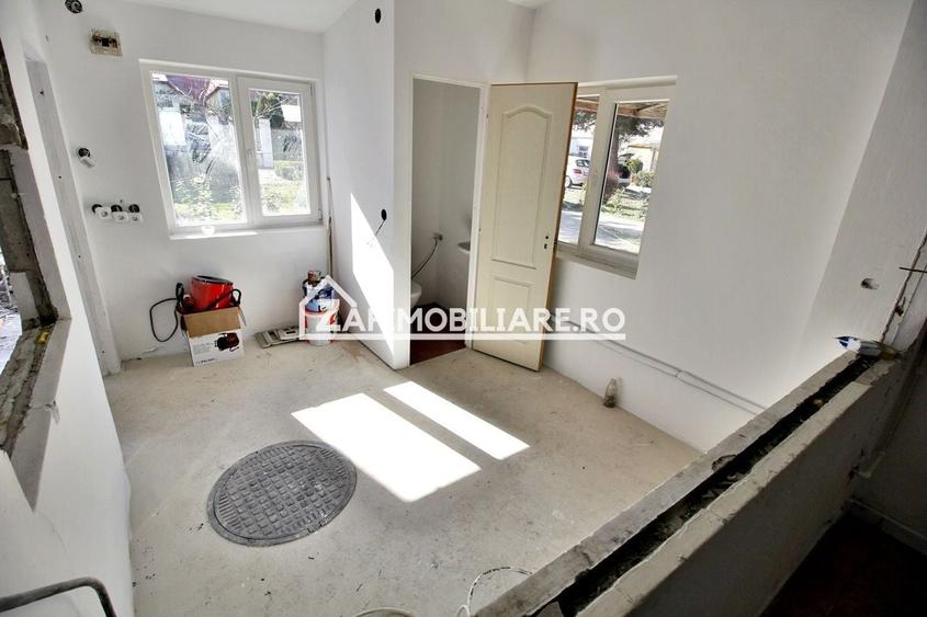 Spatiu Comercial zona Gh.Doja,70 mp.2 parcari private - 5