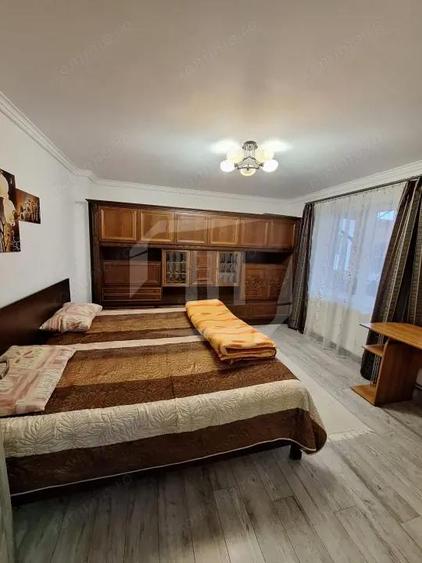 Casa cu curte de inchiriat in zona Ambient - 1