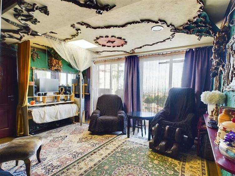 Resedinta impresionanta,vedere panoramica, Centru Istoric --  Drumul Poienii, Br - 3