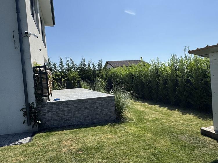 Vand casa Visani str Arghezi pretul este cu tot cu tva!!! - 6