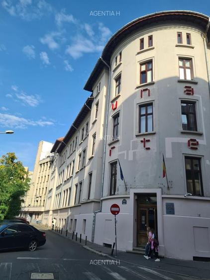 Garsonieră semidecomandată, mobilată în Calea Victoriei