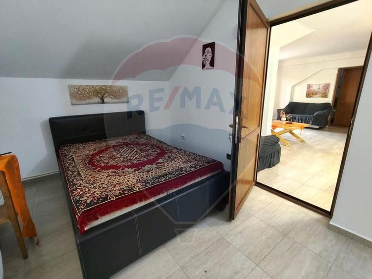 Apartament cu 3 camere de închiriat în zona Craiovita Noua - 8