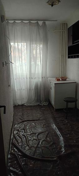 Garsoniera de vanzare zona Rovine, bulevardul Decebal - 1