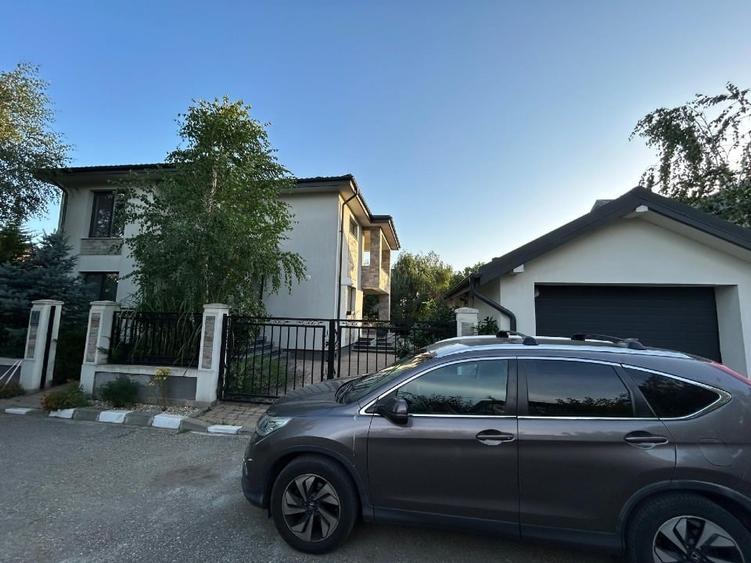 Casa/Vila individuala cu 5 camere in Corbeanca langa padure si lac - 1