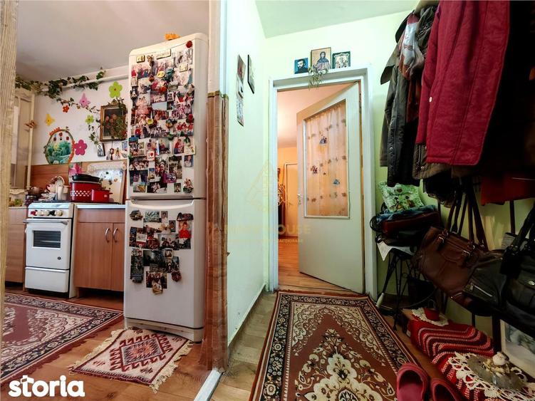 Apartament cu 2 camere de vanzare, zona Cora - 5