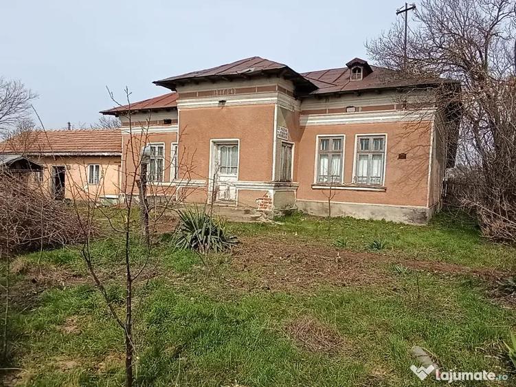 Vand casa 9 incaperi - 2