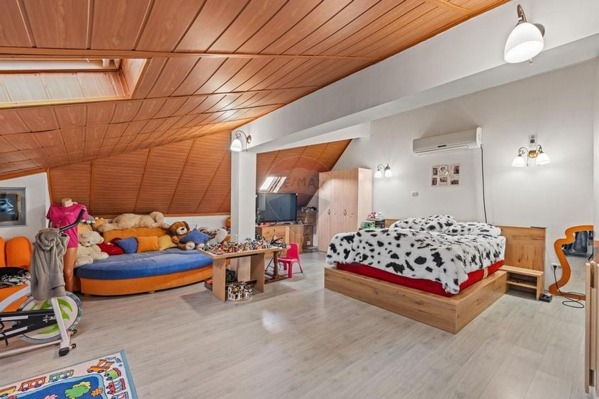 Casă / Vilă cu 6 camere de vânzare - Oraselul Copiilor - 28