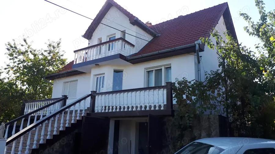 Casa mare de familie + casa secundara, teren 5500 m2 , 300 pomi Oradea, strada Prunilor - 5