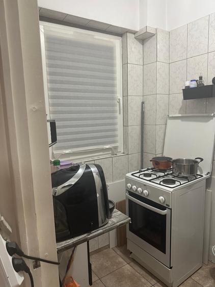 Dristor - garsonieră cu balcon, mobilată, AC, la 5 minute de gura de metrou - 12