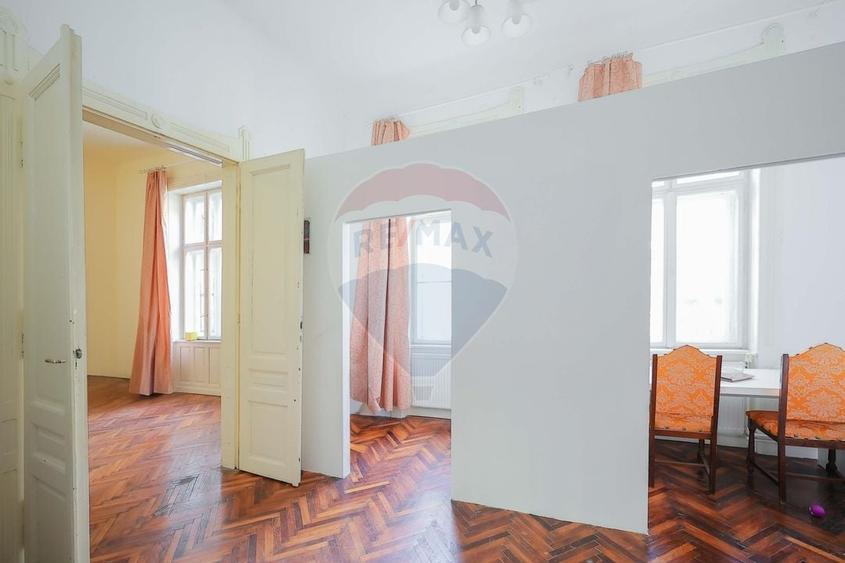 Casă de Vânzare cu 4 camere, Ultracentral - Cuza Vodă - 7