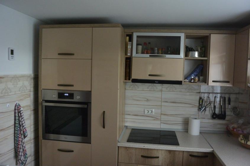 Casa P+E, la 15 km de Poiana Lacului, finisata, mobilata,  teren 7500mp, - 13