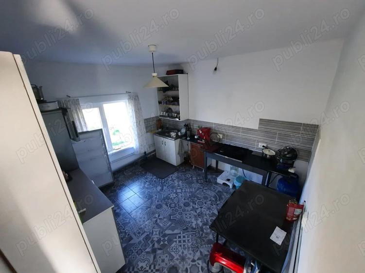 Casa cu teren 2700 mp la 22 km de Oradea - 8